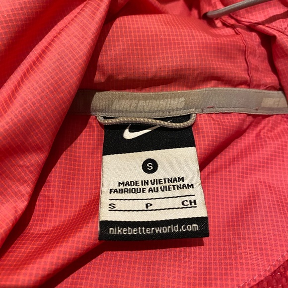 Women’s Nike Running jacket. Windbreaker. Size small. - Picture 3 of 9